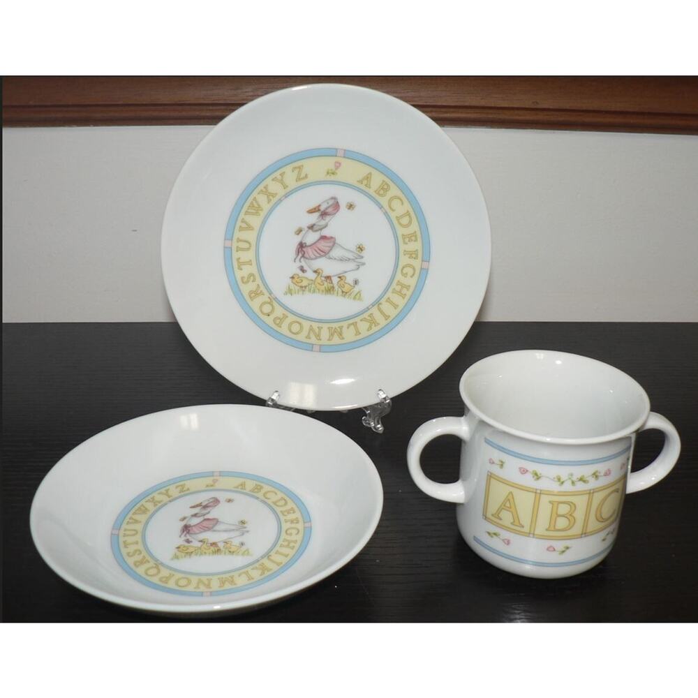 Once Upon a Time Alphabet & Mother Goose Design Child’s 3 Pc Plate Cup‎ Bowl Set